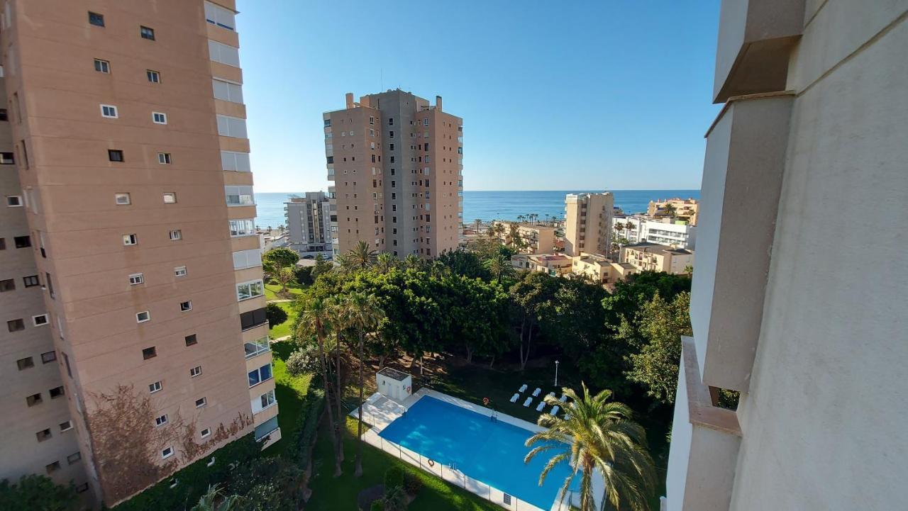 Apartamento La playa “ Free Parking “ Apartment Torremolinos Bagian luar foto