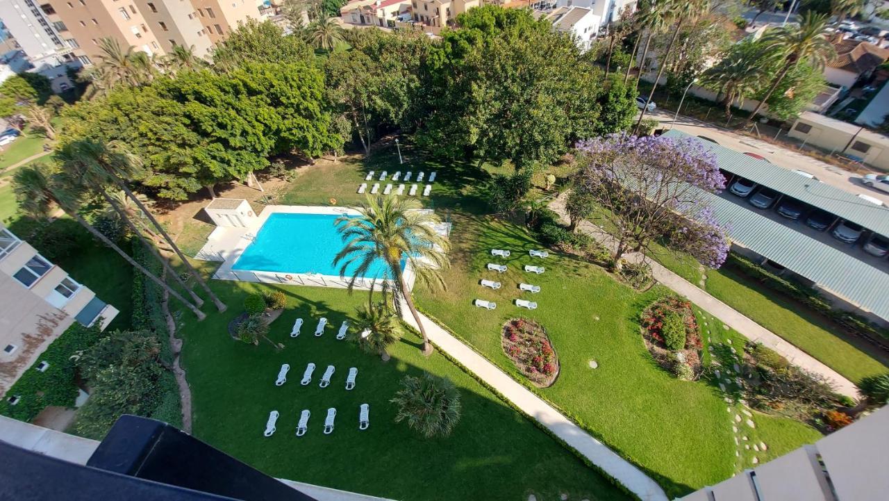 Apartamento La playa “ Free Parking “ Apartment Torremolinos Bagian luar foto
