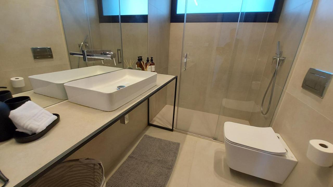 Apartamento La playa “ Free Parking “ Apartment Torremolinos Bagian luar foto
