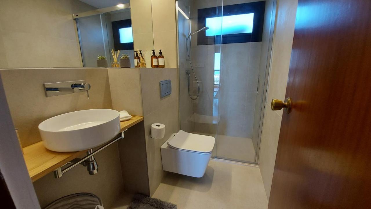 Apartamento La playa “ Free Parking “ Apartment Torremolinos Bagian luar foto